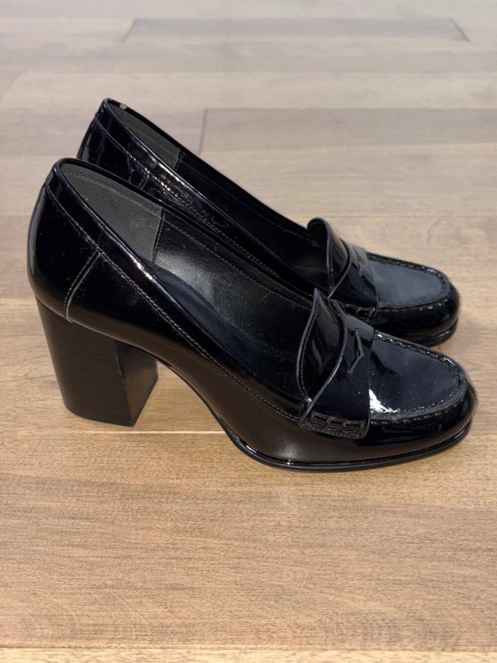 MICHAEL KORS women's high-heeled loafer shoes size